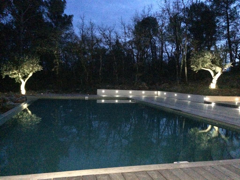 Sous Les Oliviers - Piscine Chauffee - Studios De Standing Tout-Equipes Saint-Maximin 外观 照片