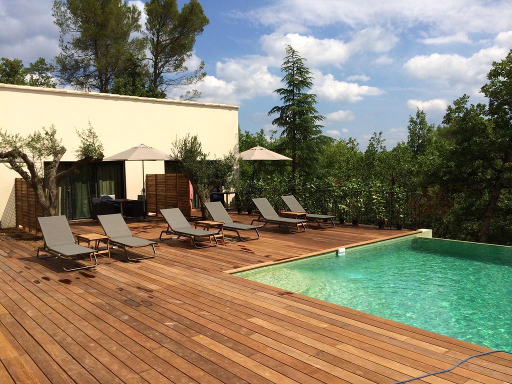 Sous Les Oliviers - Piscine Chauffee - Studios De Standing Tout-Equipes Saint-Maximin 外观 照片